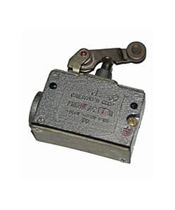 Микровыключатель МП 1206 УХЛ3 исполнение 01, IP40, рычаг с роликом, комбинированный, винт