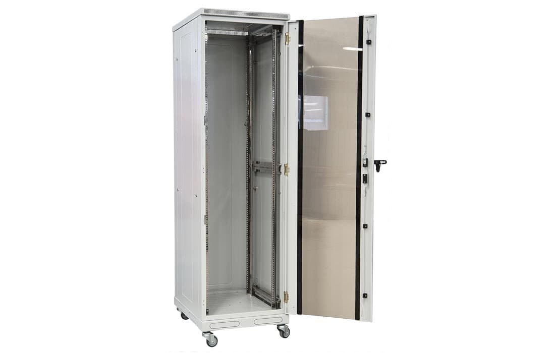 Шкаф телекоммуникационный напольный 24U 600x600 ШТ-НП-24U-600-600-С, передняя дверь стекло