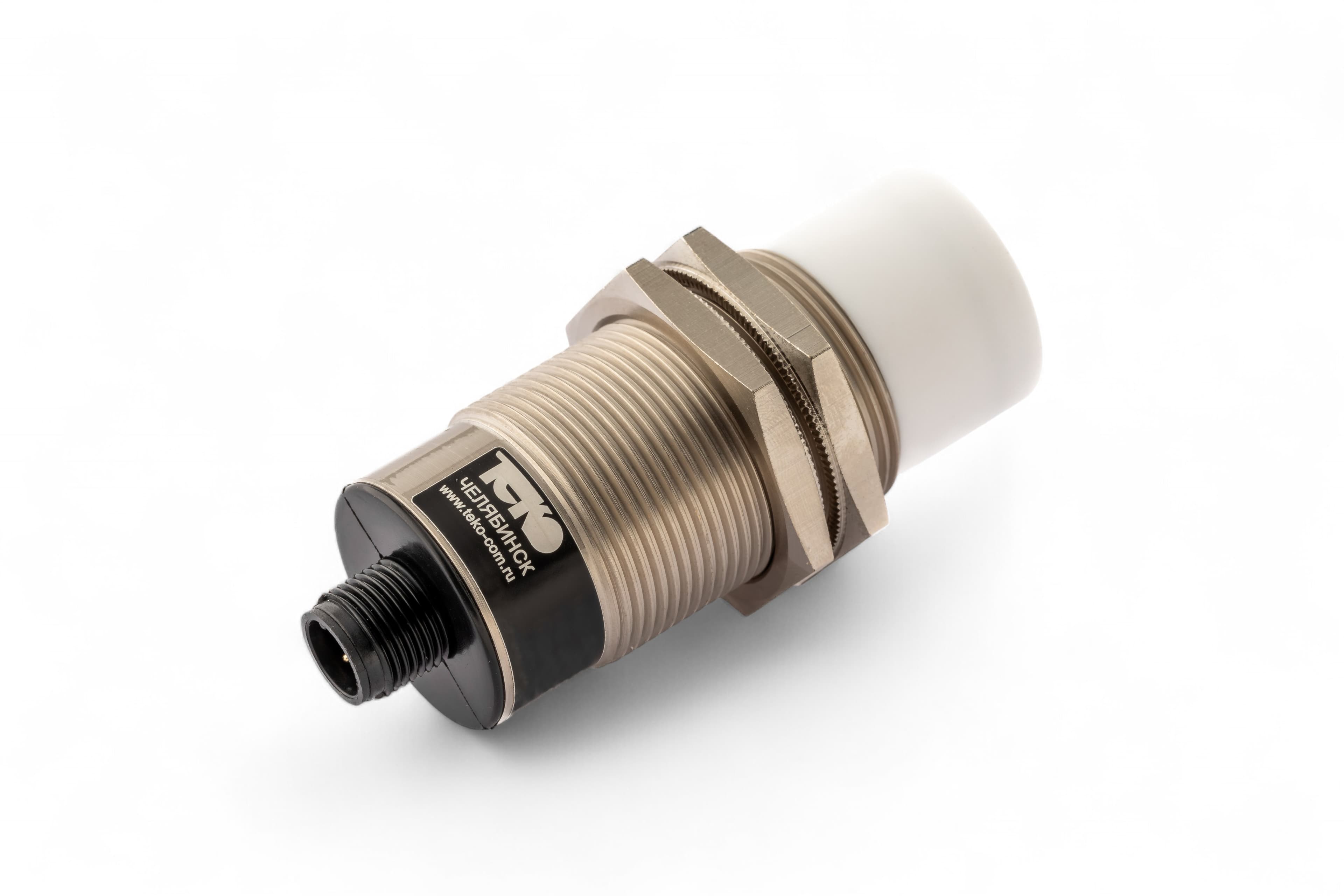 Выключатель бесконтактный ISN EC8BFL5-31P-15-LZS4