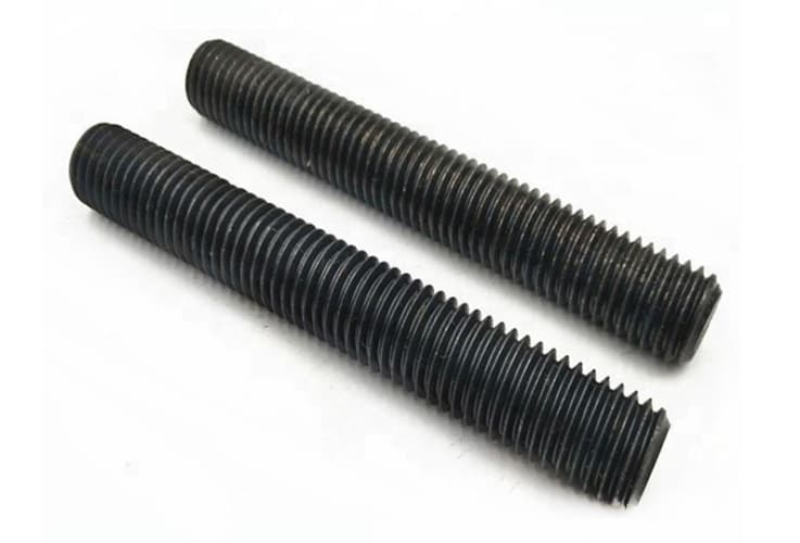 Шпилька 1 5/8''-8UNх360 A320 Gr.L7М ASME B18.31.2