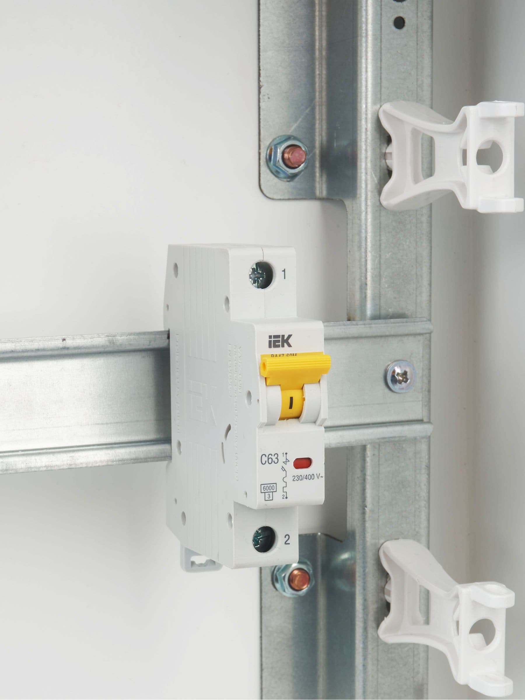 KARAT Автоматический выключатель ВА47-60M 1P C 63А 6кА