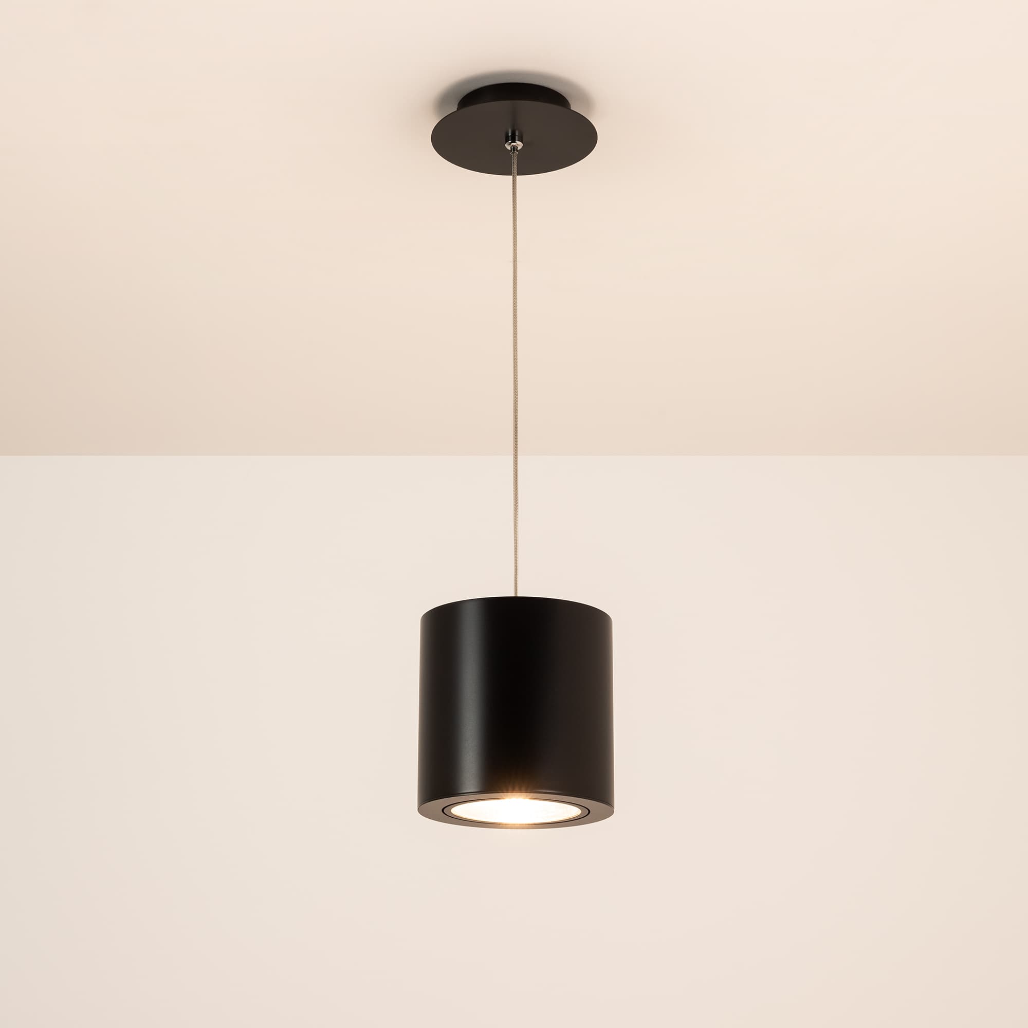 Экран SL-W15-2500 OPAL (Пластик)