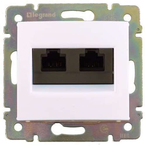 Розетка компьютерная двойная RJ45 категория 5Е UTP слоновая кость VALENA DIY