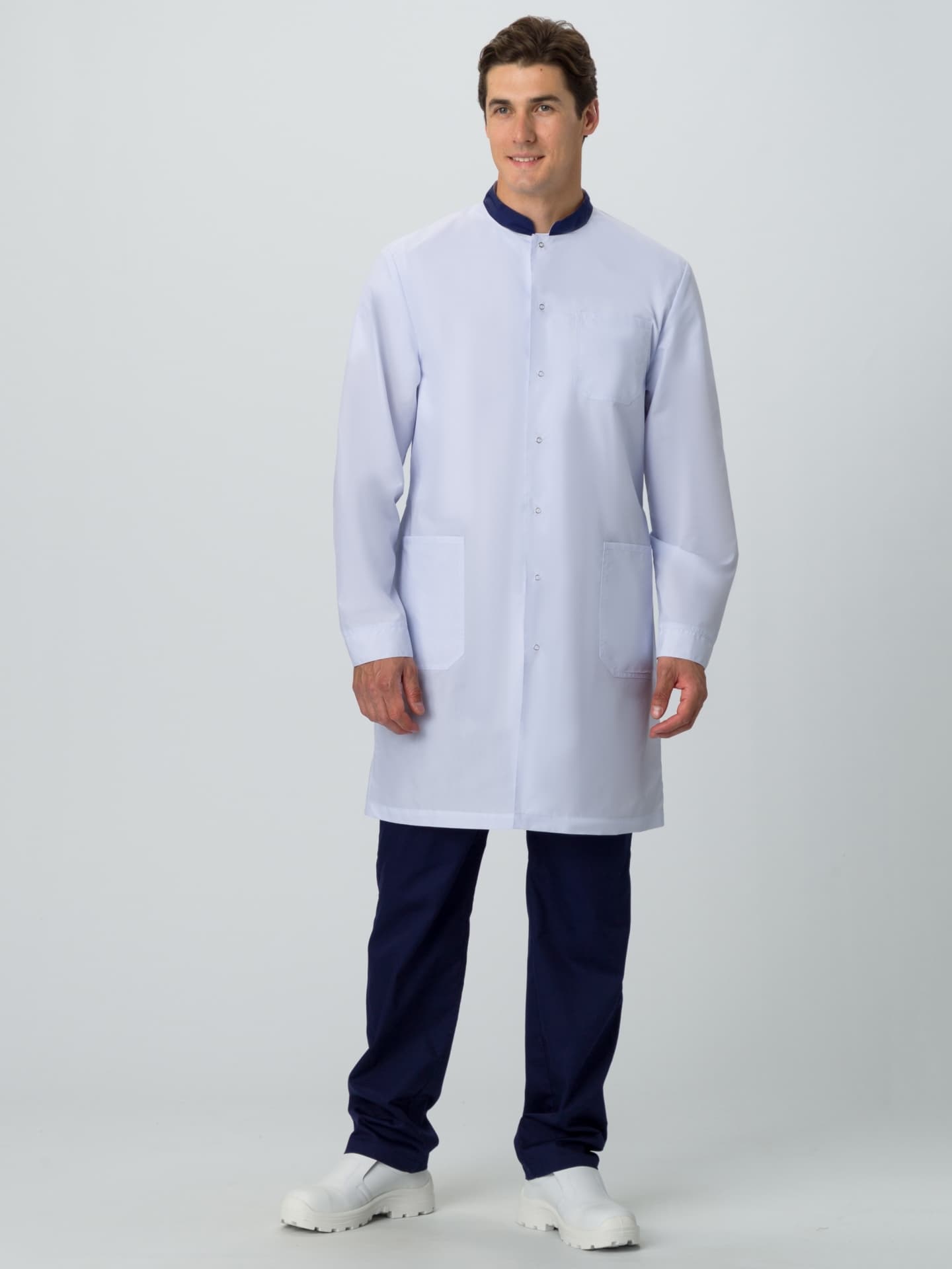 Халат мужской Симпл-001 (ткань Смесовая,120) MedLine, белый темно-синий, 64-66 182-188