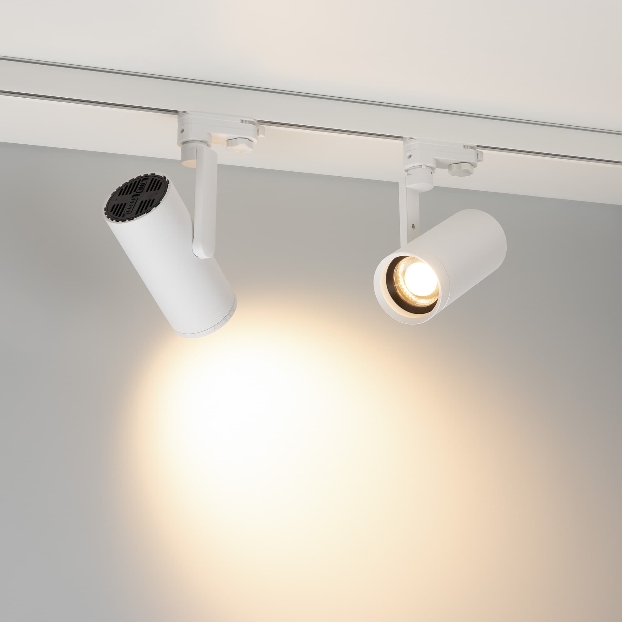 Светильник LGD-URANUS-4TR-R75-18W/25W 3500K-MIX WH, 20-50 deg, side holder, 230V, IP20, металл, 5 лет