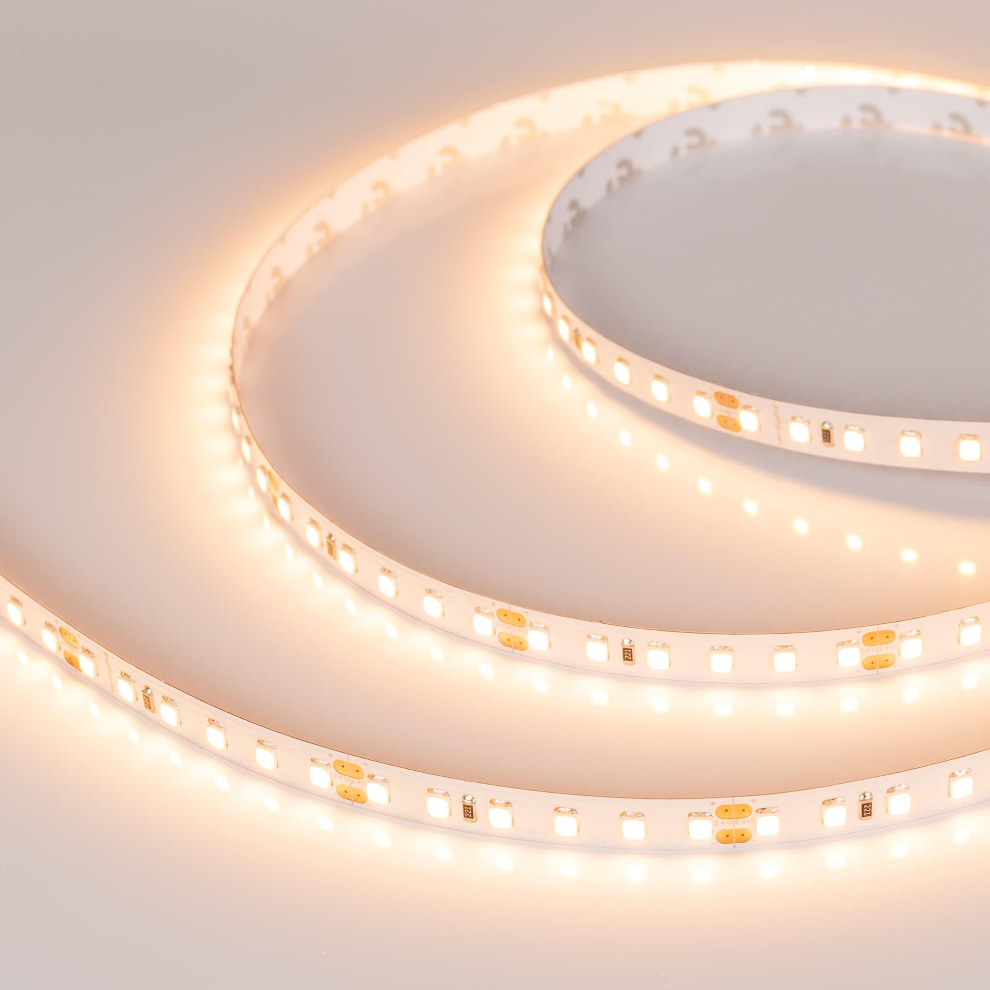 Лента светодиодная 14,4 Вт/м 24В IP20 2700K 120LED/м RT/RTW-A120-8mm SMD 2835 5 м