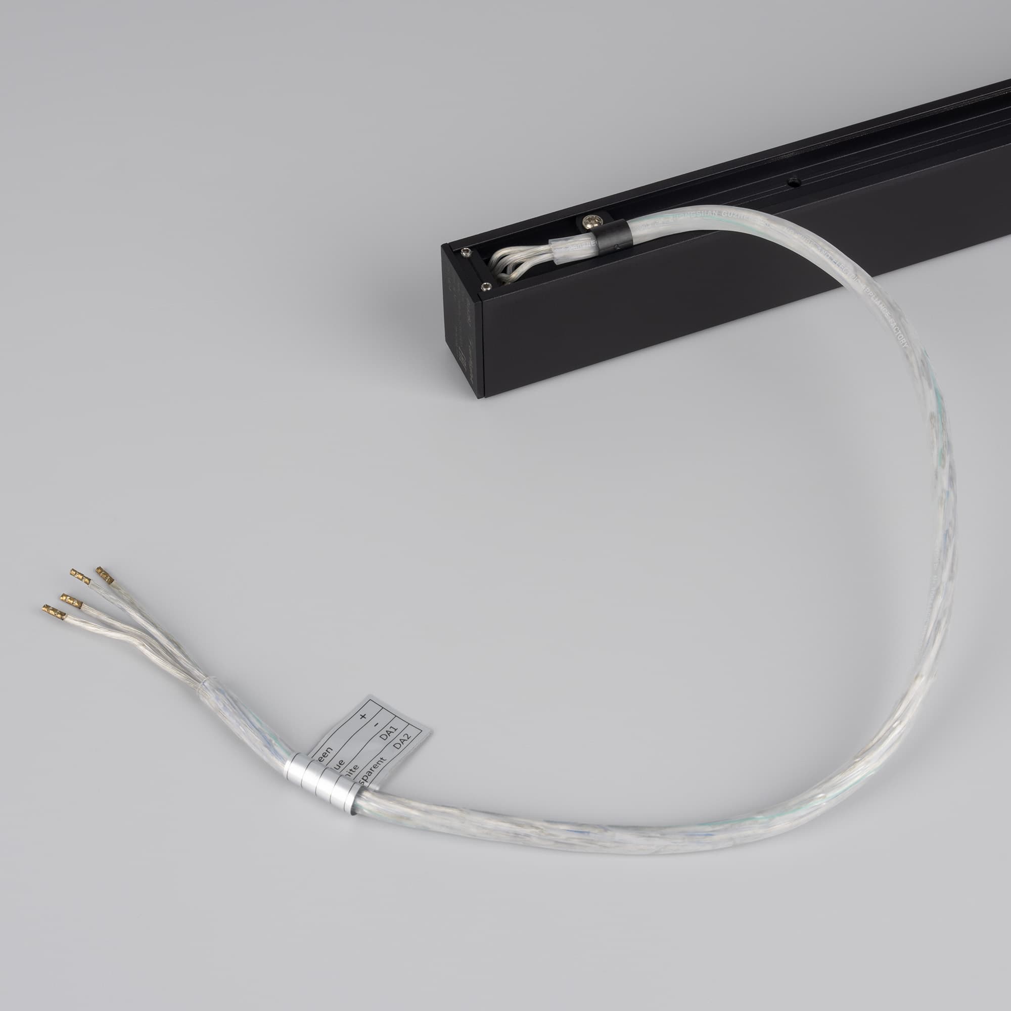 Трек MAG-TRACK-2538-2000 (BK, 5LN) (IP20 Металл, 3 года)