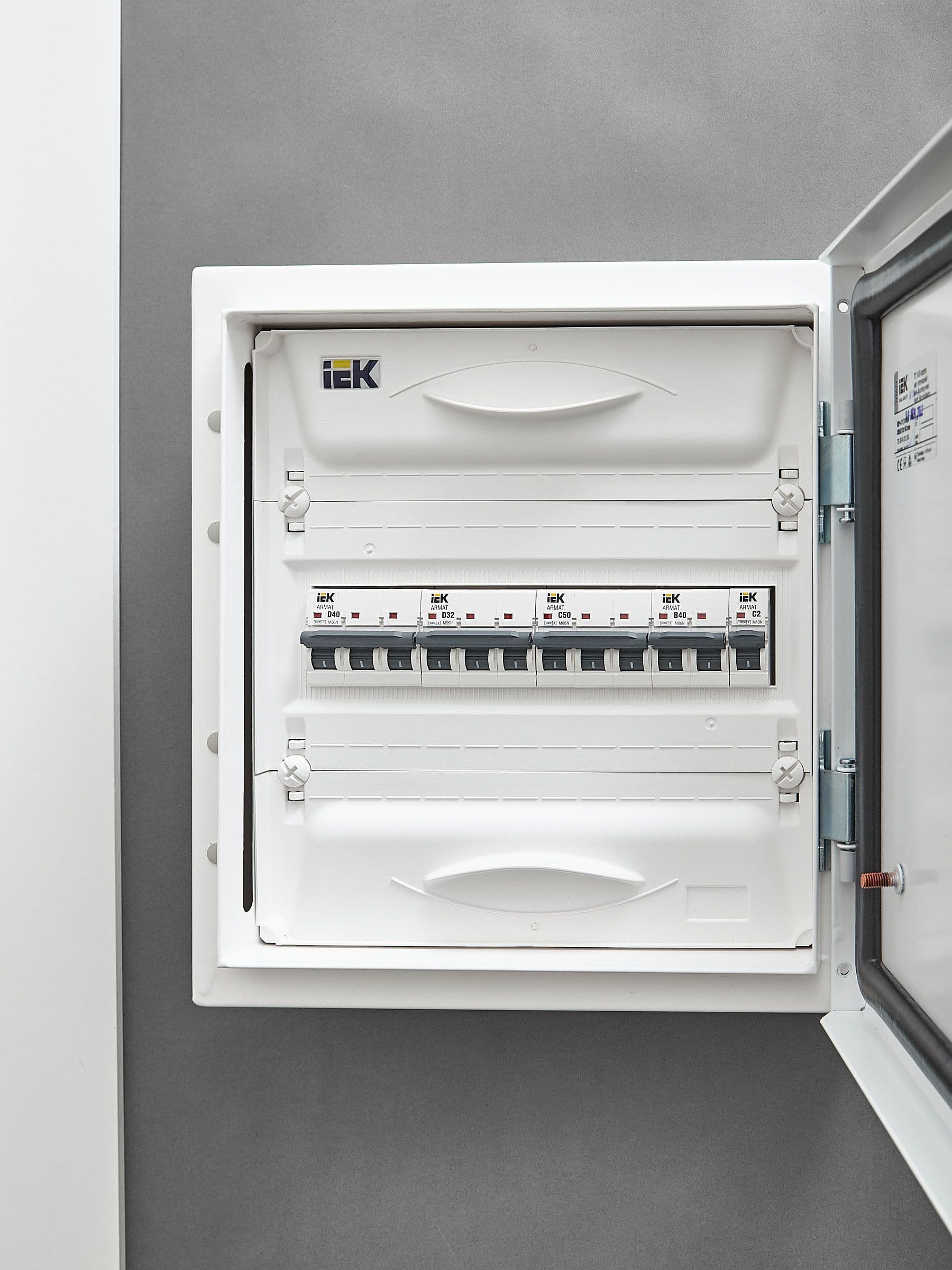 ARMAT Автоматический выключатель M06N 3P D 32А