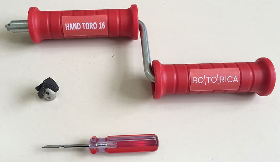 Ручное устройство для прочистки труб HAND TORO 16
