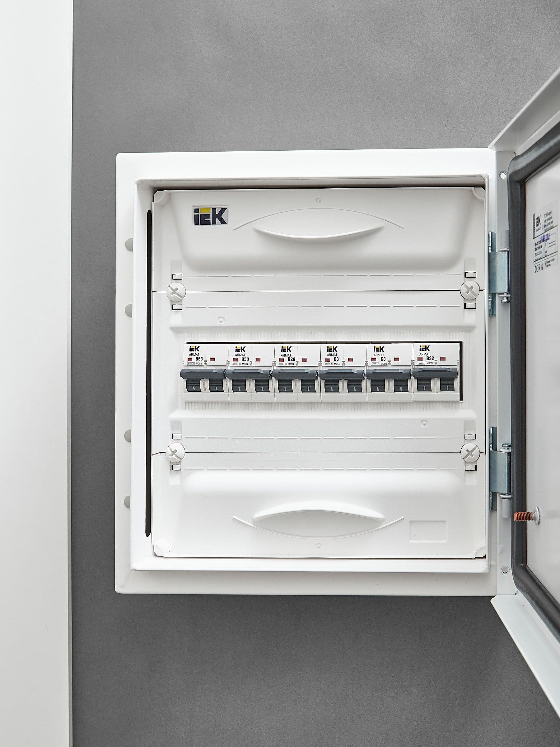 ARMAT Автоматический выключатель M06N 2P C 3А