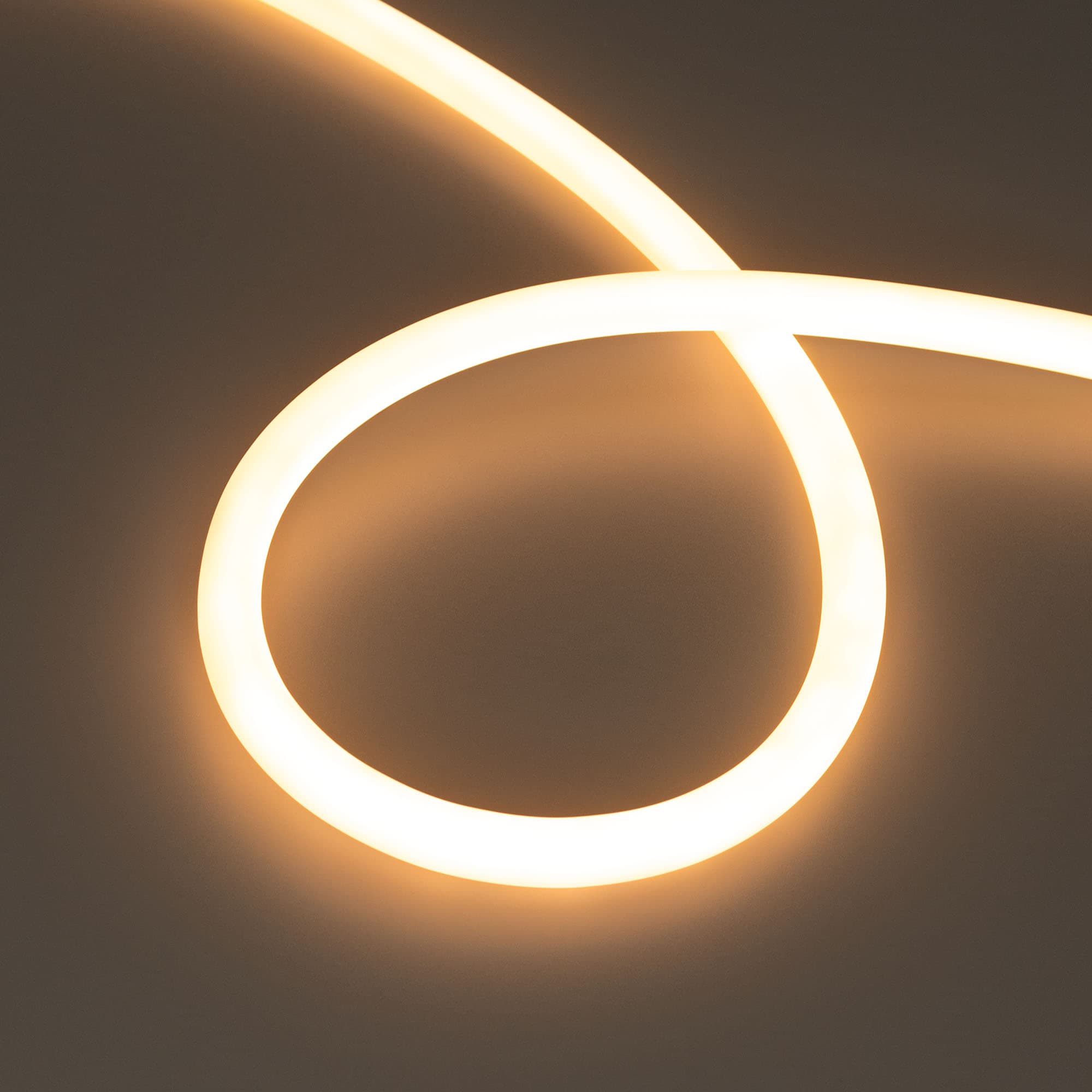 Лента герметичная MOONLIGHT-TOP-M560-D13mm 24V Warm2300 360deg 8.6 W/m, IP65, 5m, wire x1, вывод кабеля прямой