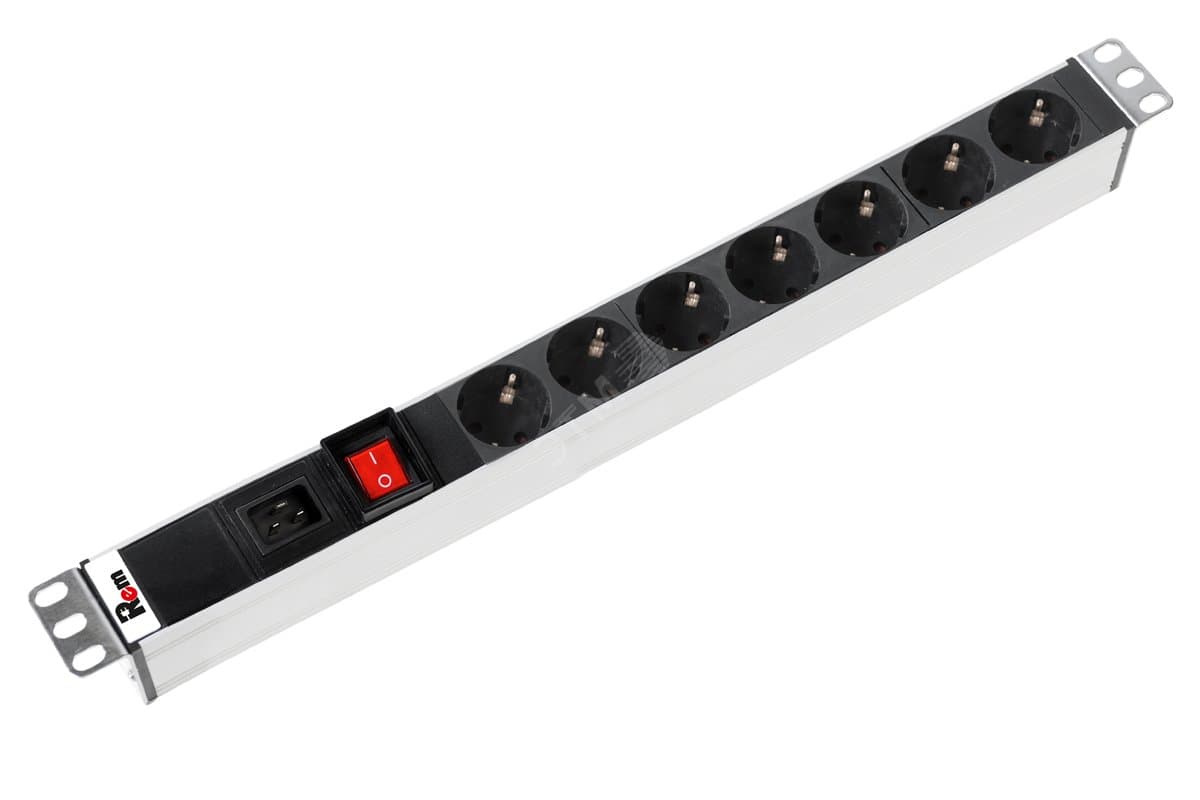 Блок розеток Rem-16 с выключателем 7 Schuko вход IEC 60320 C20 16A 19'
