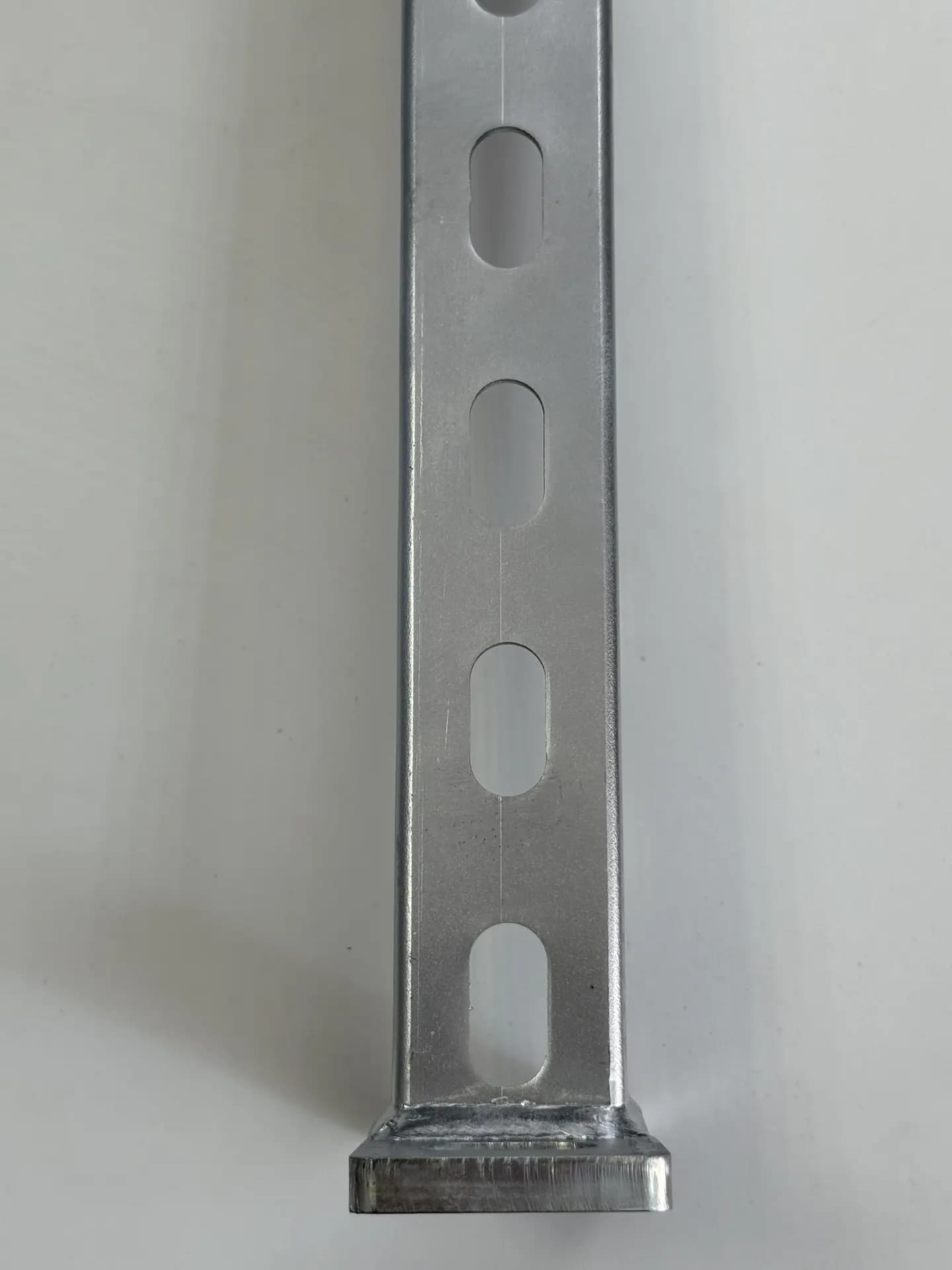 Кронштейн консольный MХ 400А (профиль MS 414125 S14 Z) оцинкованный для средних и высоких нагрузкок