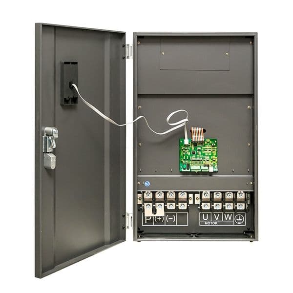 Преобразователь частоты 630 кВт 3х400В VECTOR-100