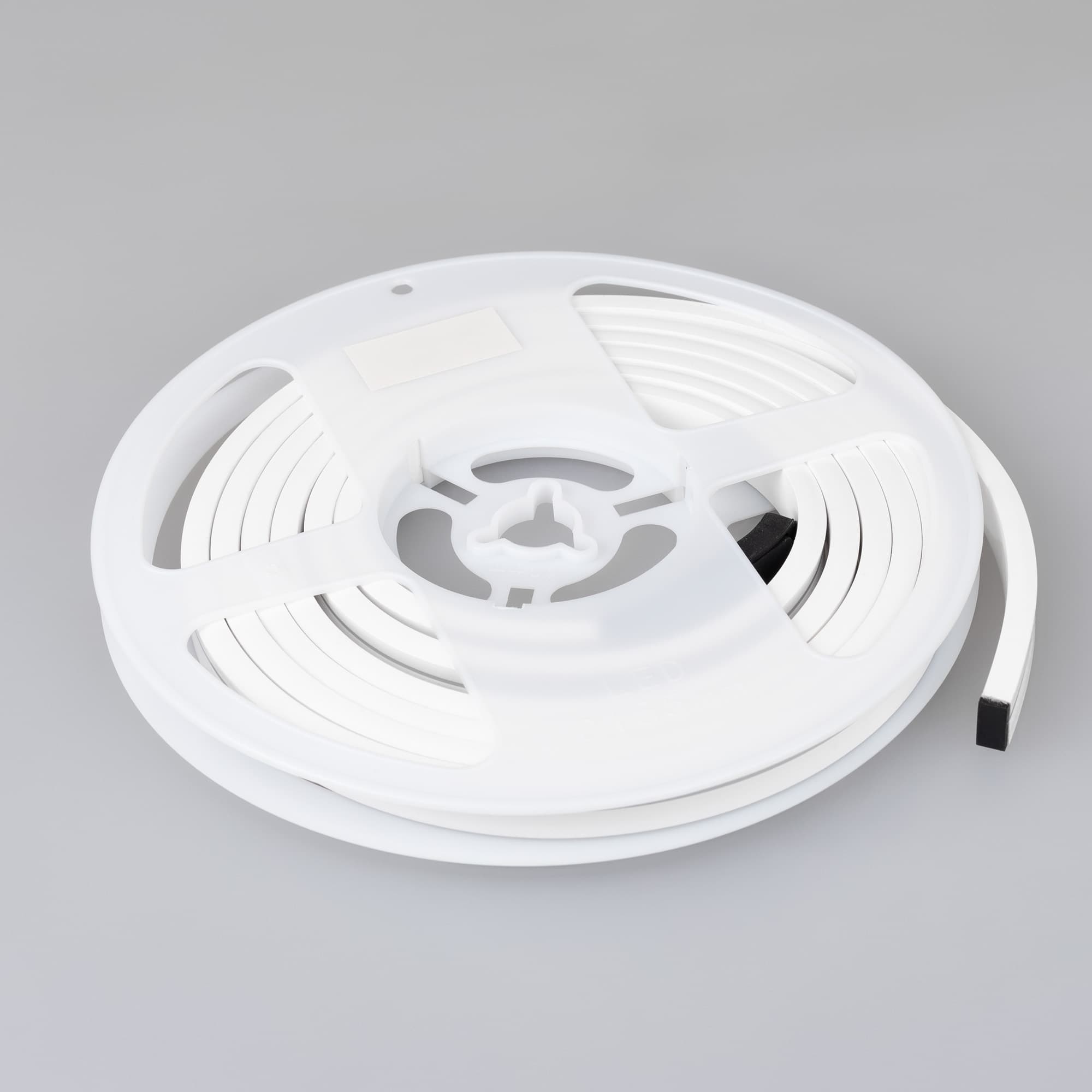 Светильник MAG-MICROCOSM-FLAT-ELASTIC-L2000-16W Warm3000 (BK, 100 deg, 24V) (IP20 Пластик, 3 года)