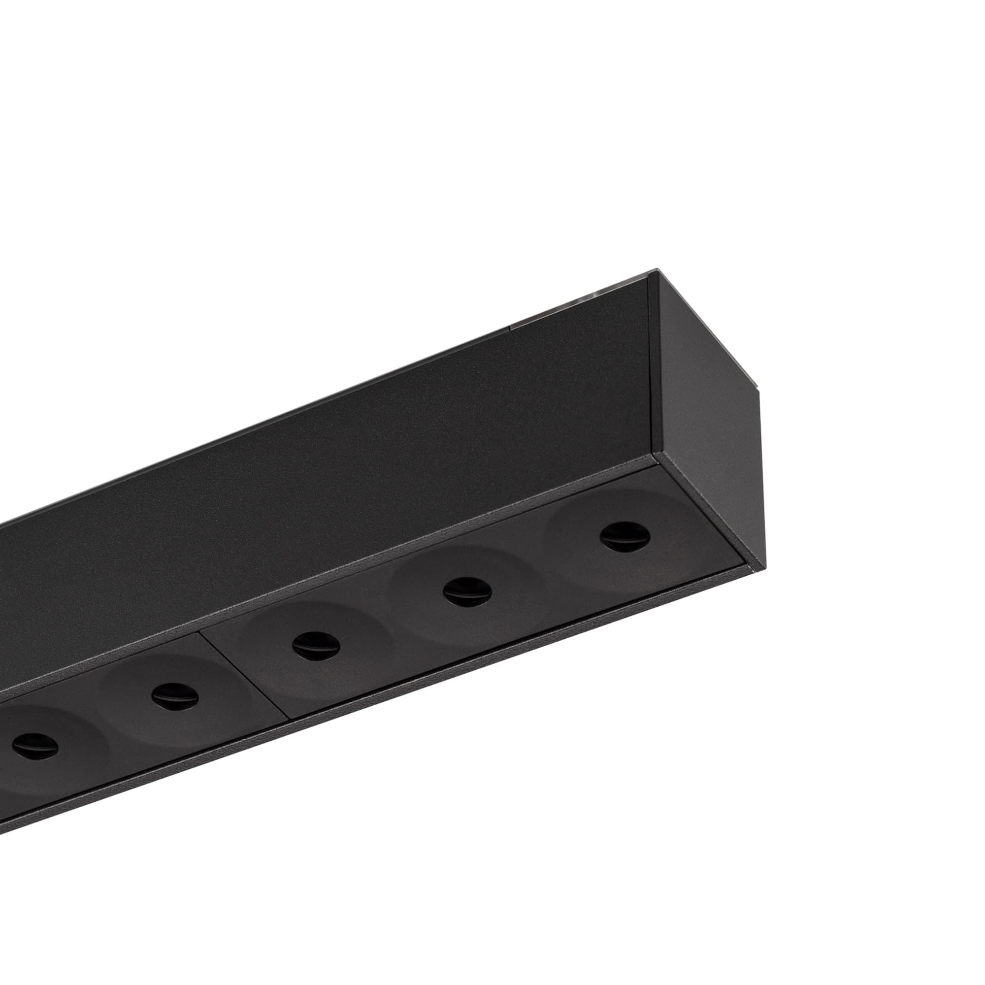 Светильник MAG-DARK-45-L200-6W Day4000 (BK, 20 deg, 24V) ( IP20 Металл, 3 года)