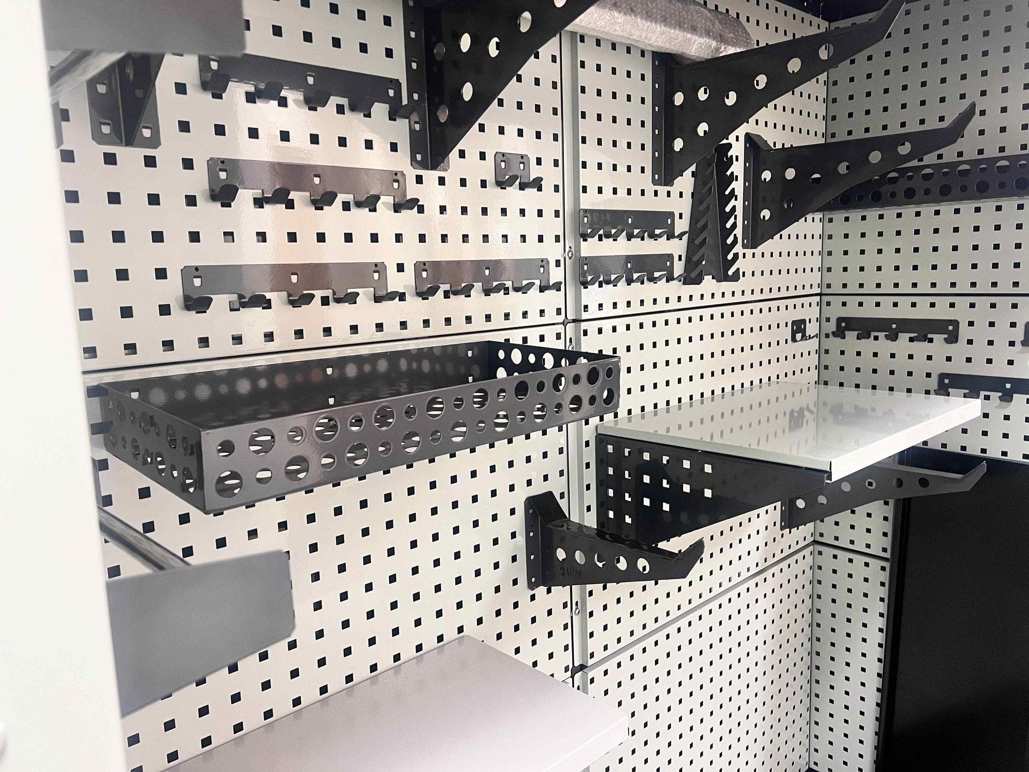 Шкаф для паркинга 1700х4650х600