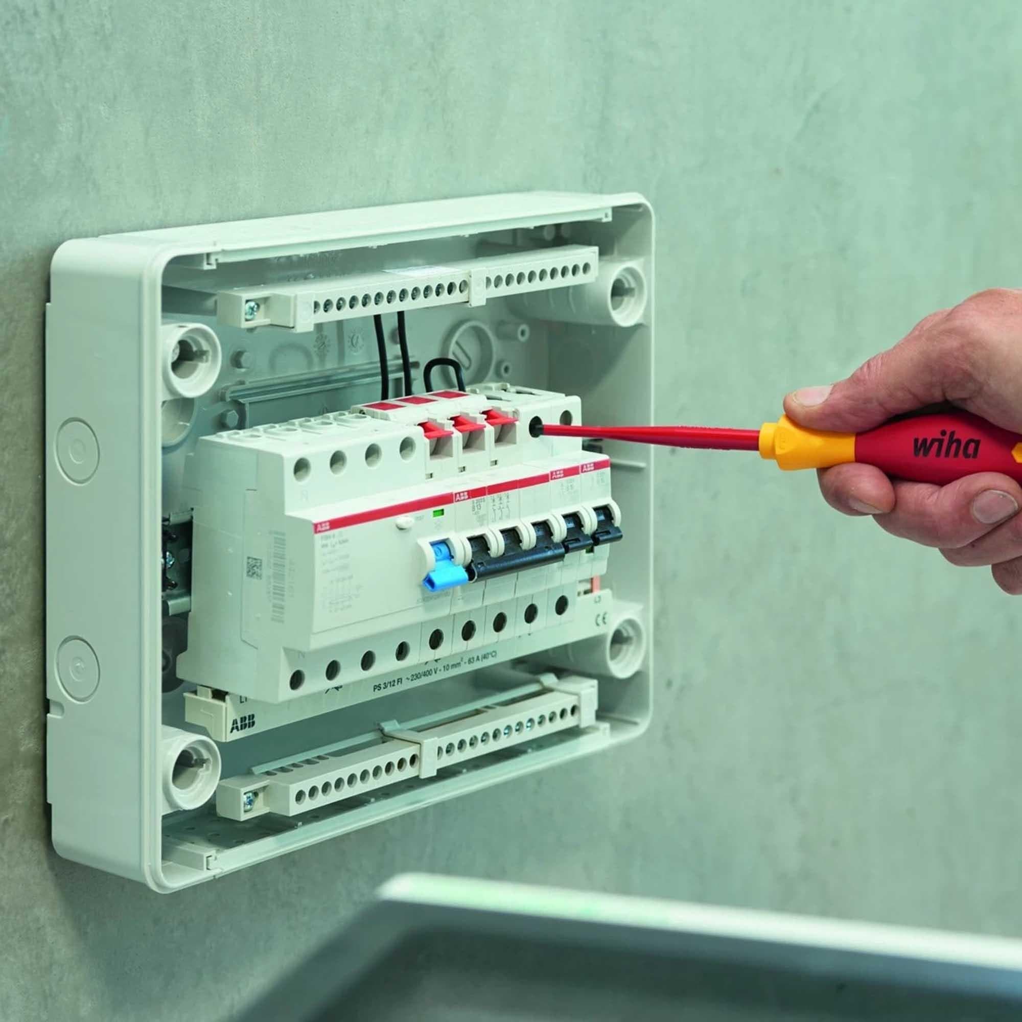 Отвертка диэлектрическая SoftFinish Electric SlimFix SL/PH2х100мм